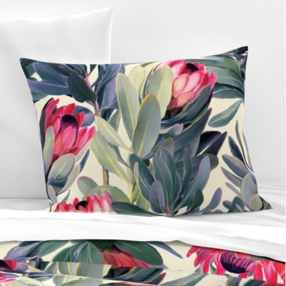 Spoonflower Pair of Standard Pillow Shams - Picture 2 of 2